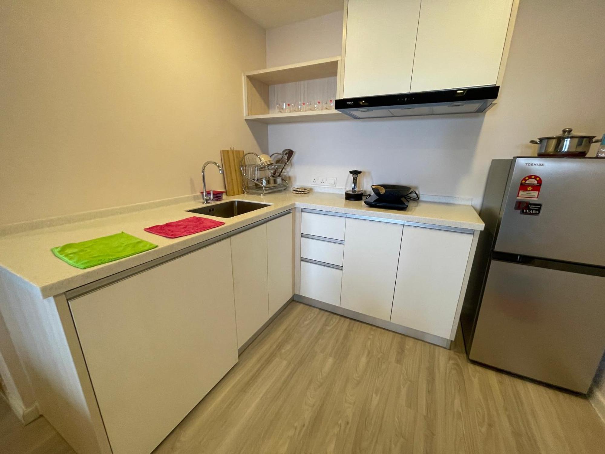 Aru Suites Homestay Wifi,Carpark,24H Check In,Water Filter By R2 Residence Kota Kinabalu Exterior foto